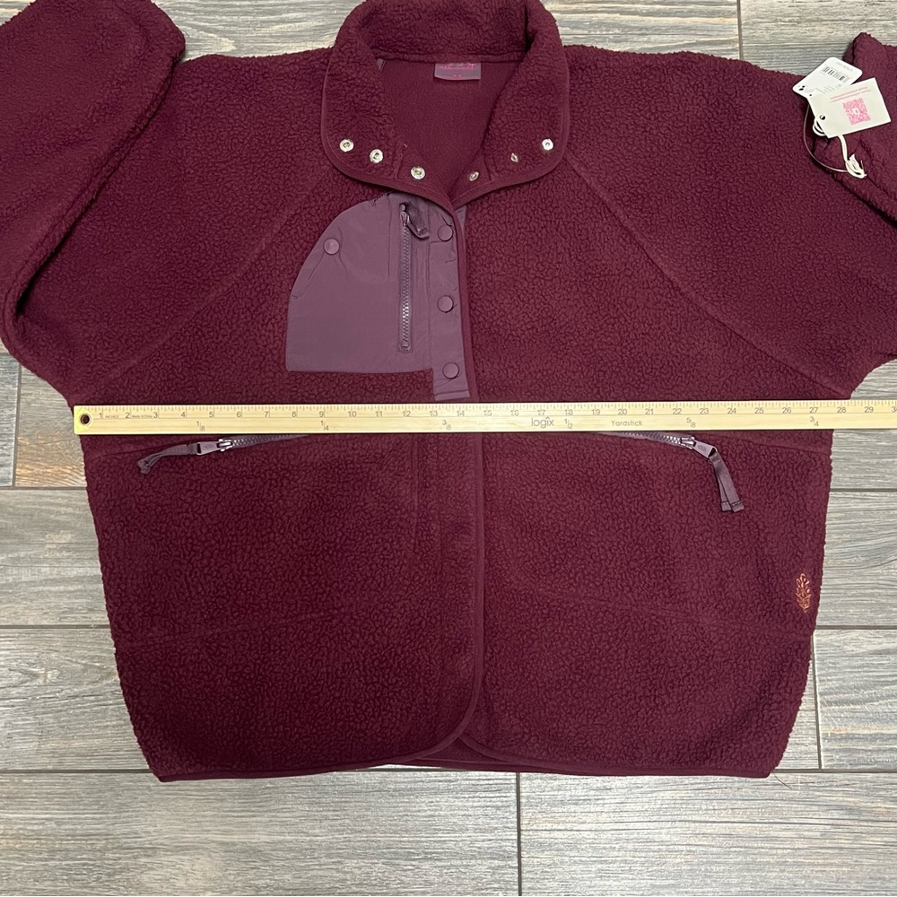 NWT Free People Movement x Hatch Hit The Slopes Fleece Jacket Medium Deep Maroon - Picture 10 of 15